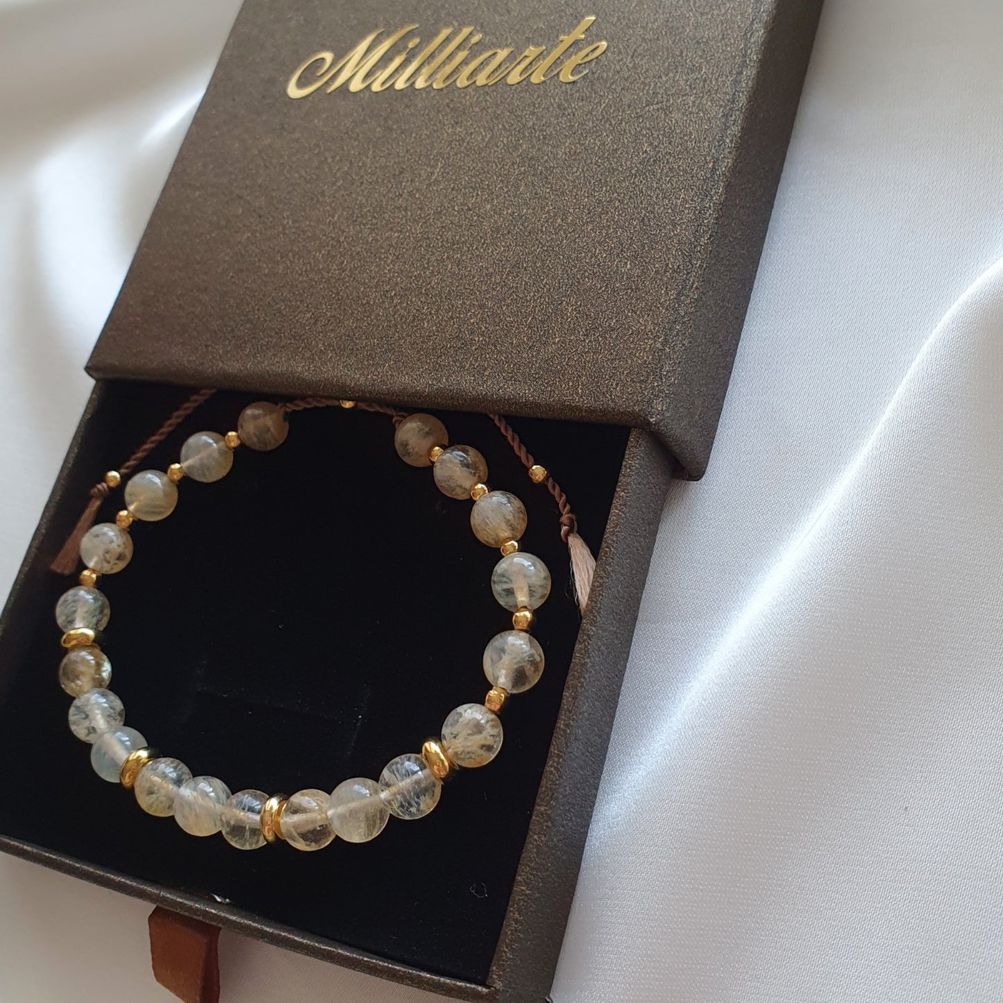 Citrin Armband als stilvolles Accessoire – symbolischer Glücksbringer und Wohlstandsarmband