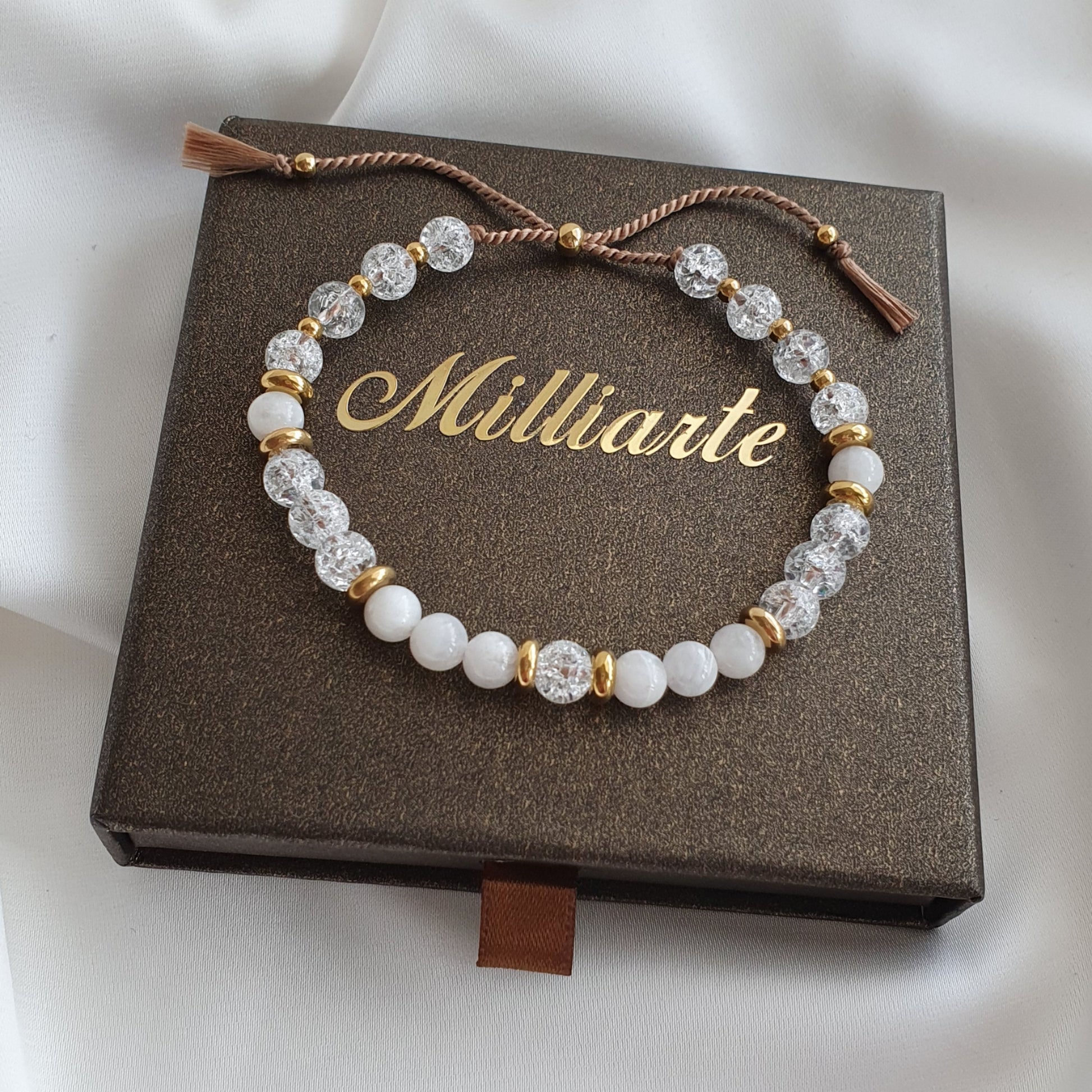 Mondstein Bergkristall Armband Damen mit Geschenkbox, 18K Gold plattierte Edelstahl Elemente, verstellbar, wasserfest, Schmuck Geschenkidee