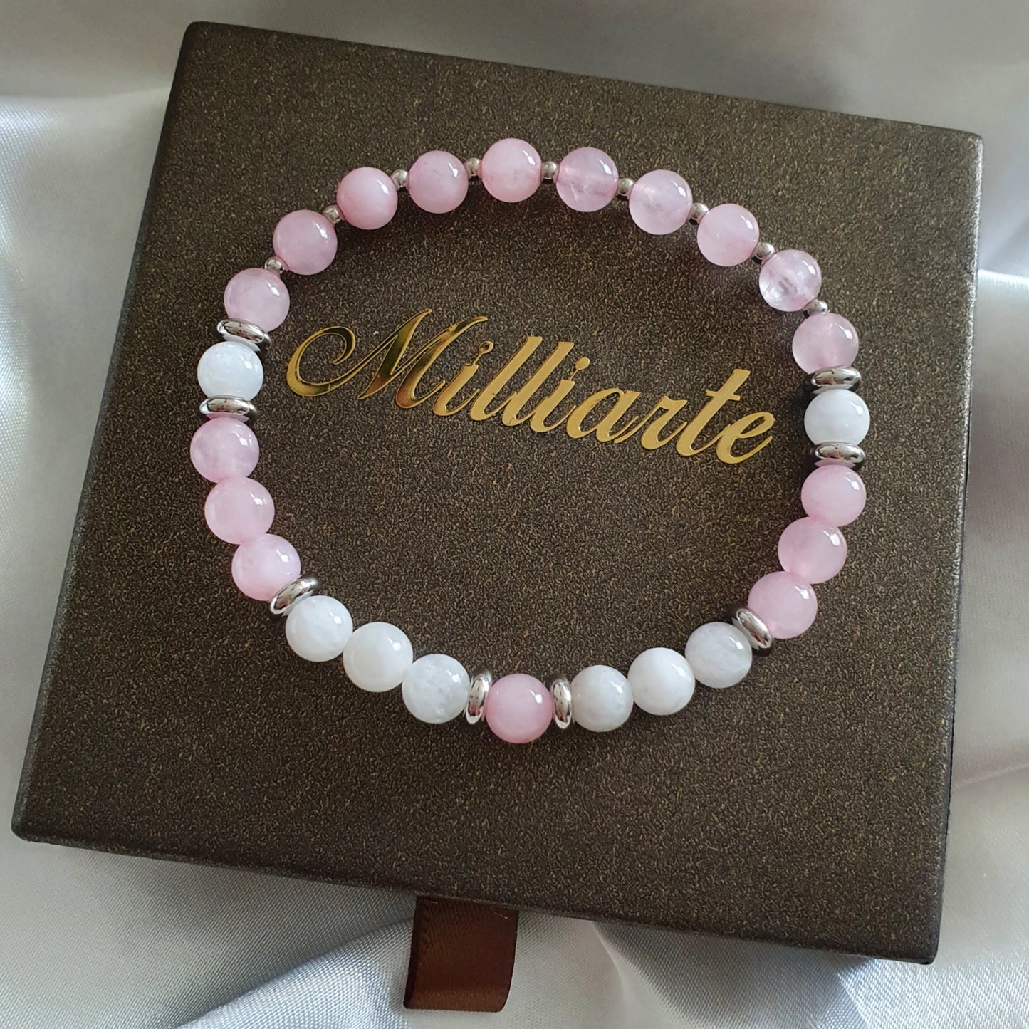 Naturstein Armband für Harmonie & Liebe - Rosenquarz & Mondstein mit vergoldeten Elementen