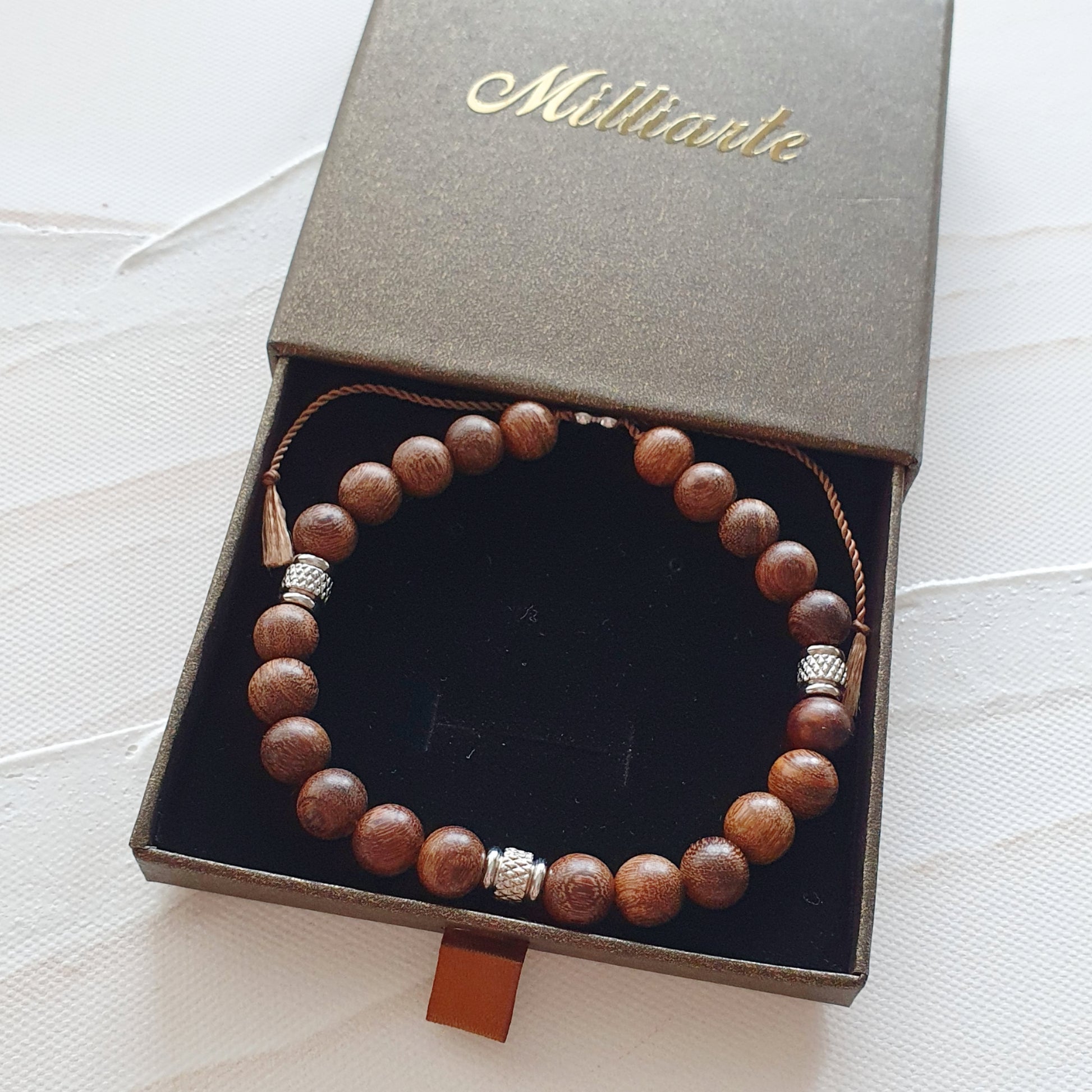 Spirituelles Sandelholz Mala Armband, fördert Ruhe, Konzentration und Gelassenheit